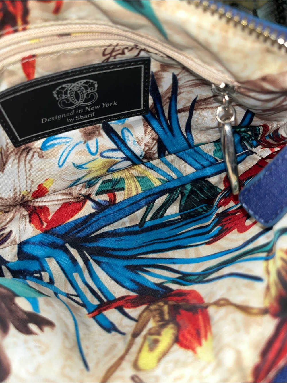 Sharif Floral Crossbody with Blue & Red Botanical Lining - Picture 6 of 7